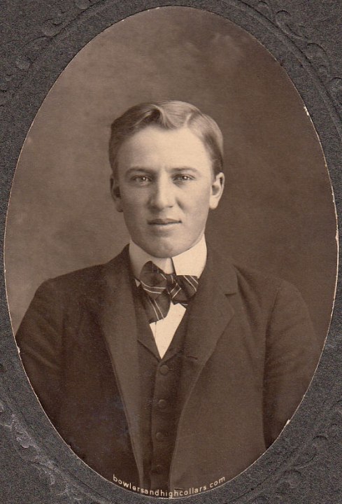 Cabinet photo. Private Collection.