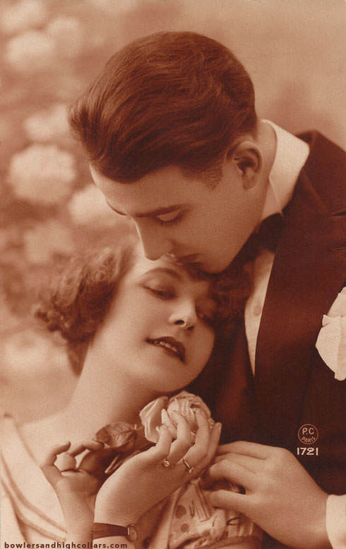 1920s French romantic postcard. Private Collection.